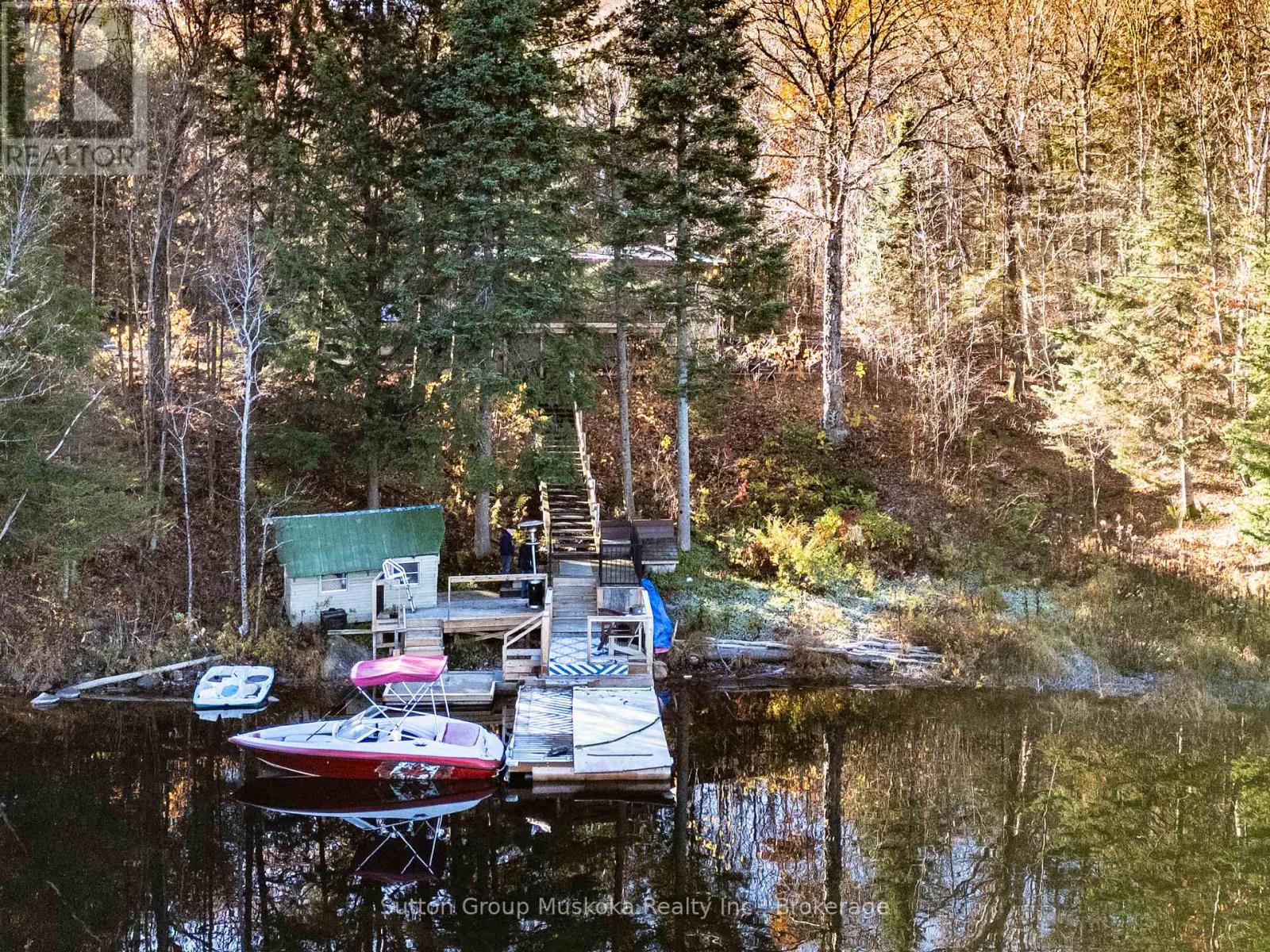 236 Hoodstown Road, Huntsville, Ontario  P1H 2J2 - Photo 18 - X12497082