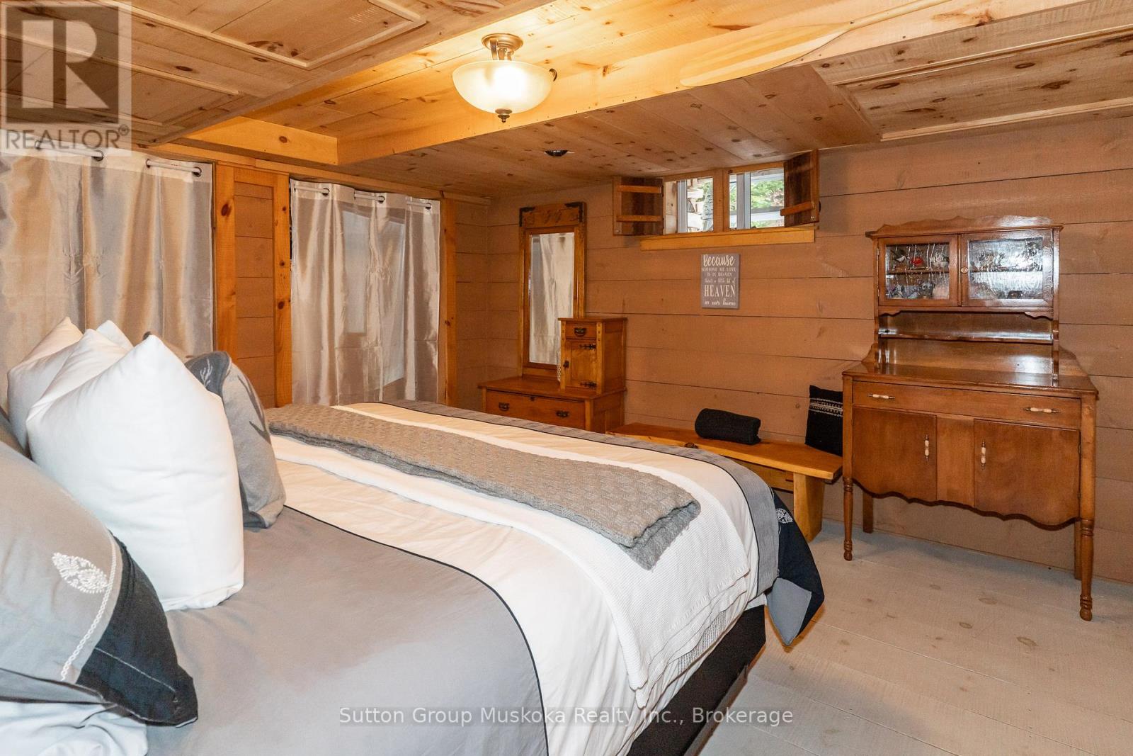 236 Hoodstown Road, Huntsville, Ontario  P1H 2J2 - Photo 37 - X12497082