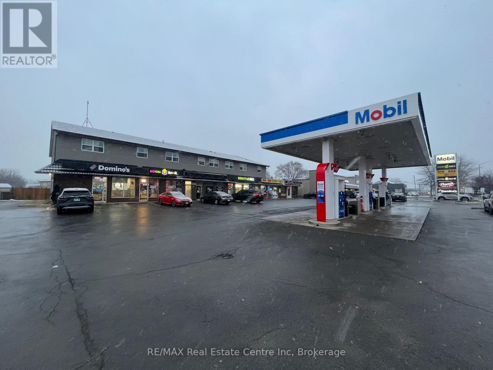 8209 Lundy's Lane, Niagara Falls, Ontario  L2H 1H3 - Photo 8 - X12497198