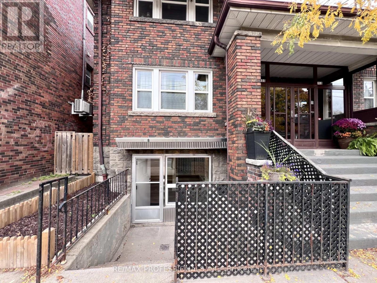 155B JANE STREET, Toronto, Ontario