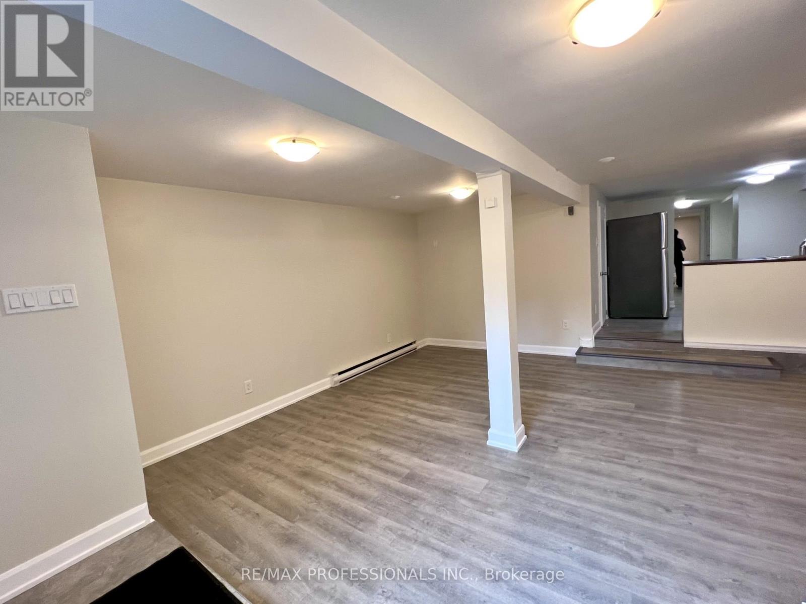 155b Jane Street, Toronto, Ontario  M6S 3Y8 - Photo 7 - W12496860