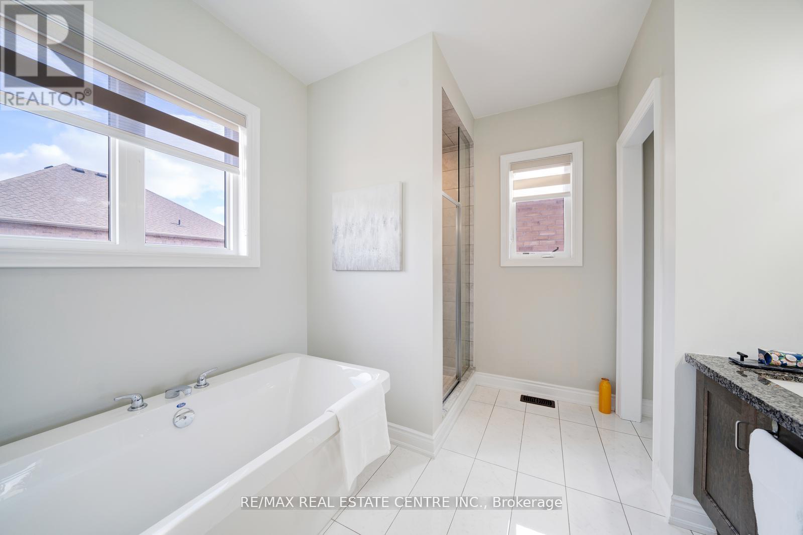 5 Carl Finlay Drive, Brampton, Ontario  L6P 4G4 - Photo 37 - W12496910