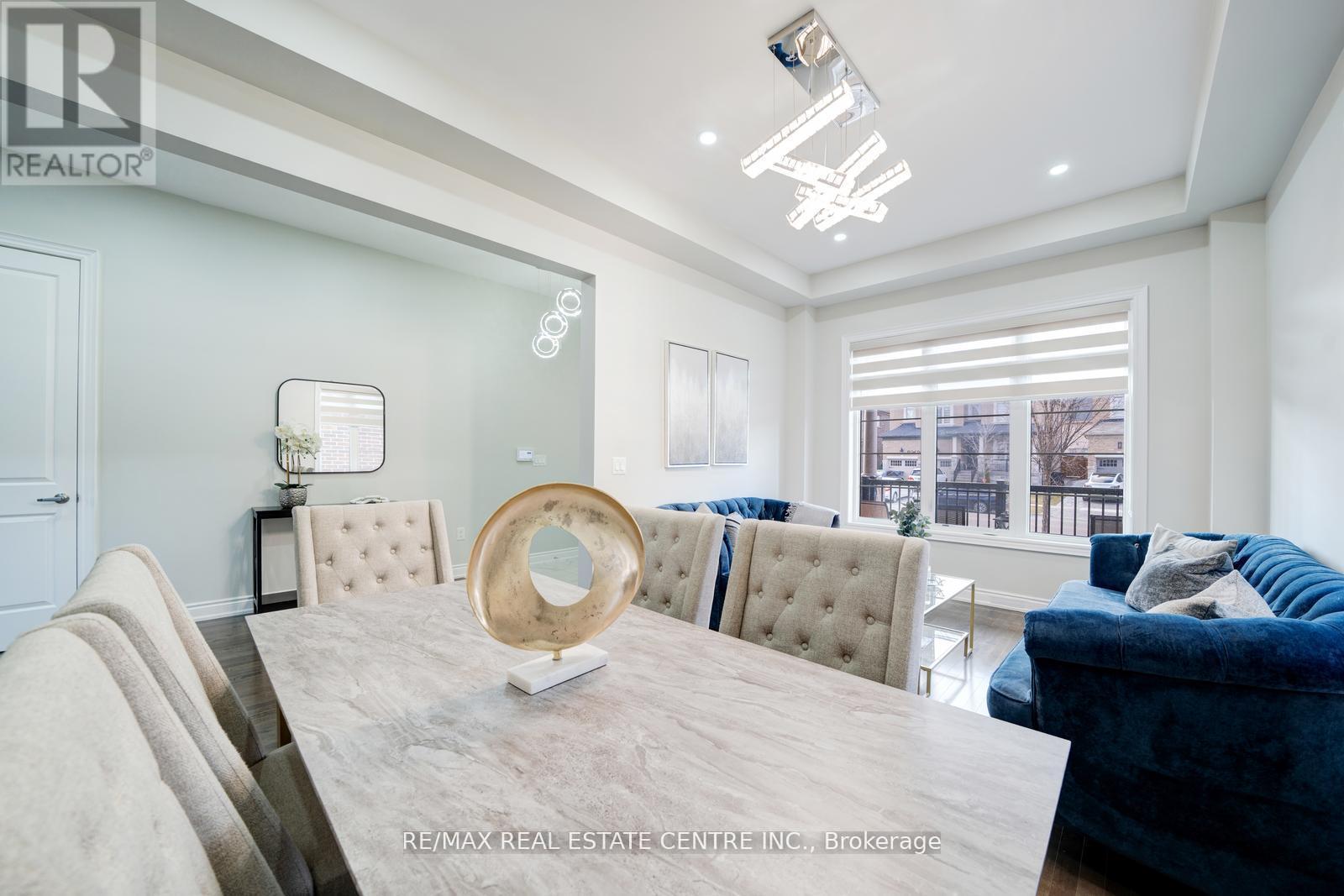 5 Carl Finlay Drive, Brampton, Ontario  L6P 4G4 - Photo 6 - W12496910