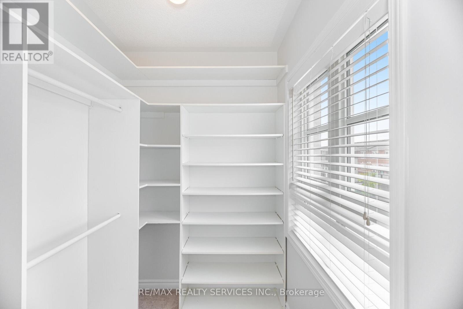 301 - 60 Baycliffe Crescent, Brampton, Ontario  L1P 1W7 - Photo 25 - W12496964