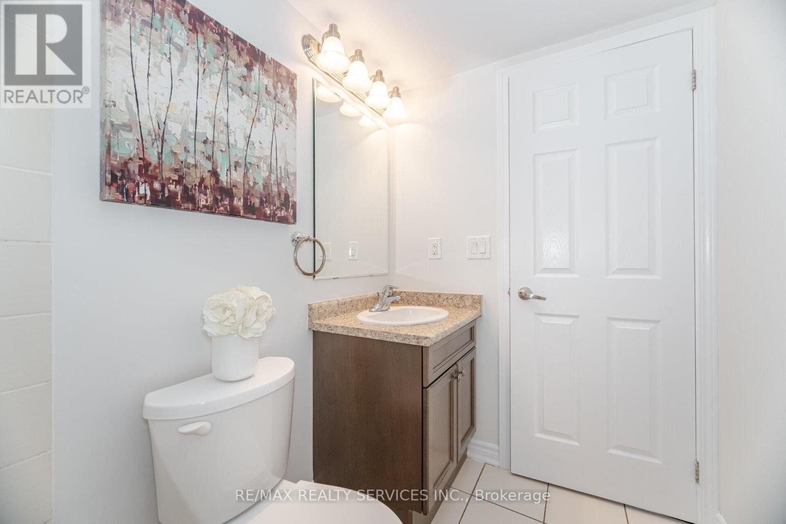 301 - 60 Baycliffe Crescent, Brampton, Ontario  L1P 1W7 - Photo 30 - W12496964