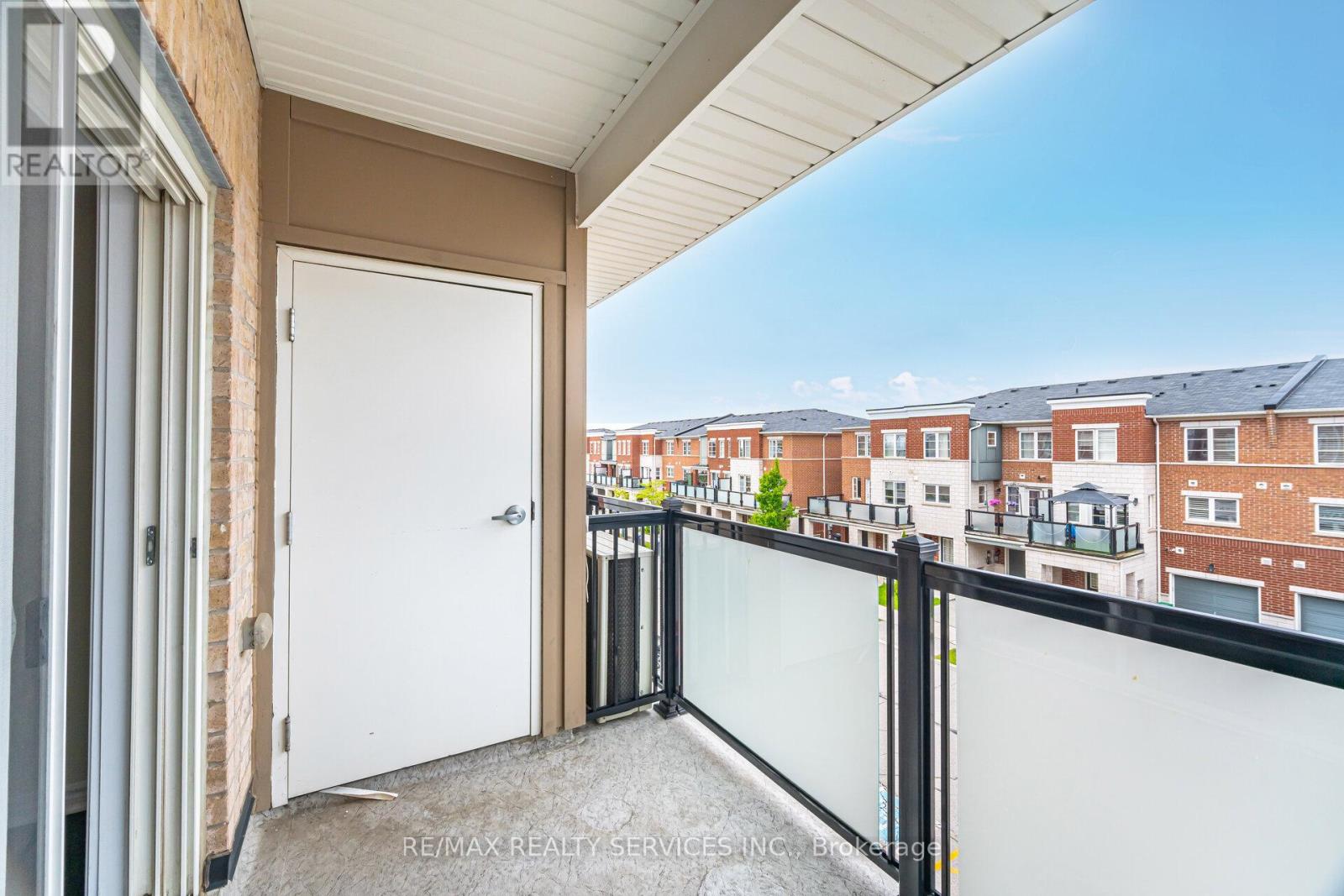 301 - 60 Baycliffe Crescent, Brampton, Ontario  L1P 1W7 - Photo 35 - W12496964