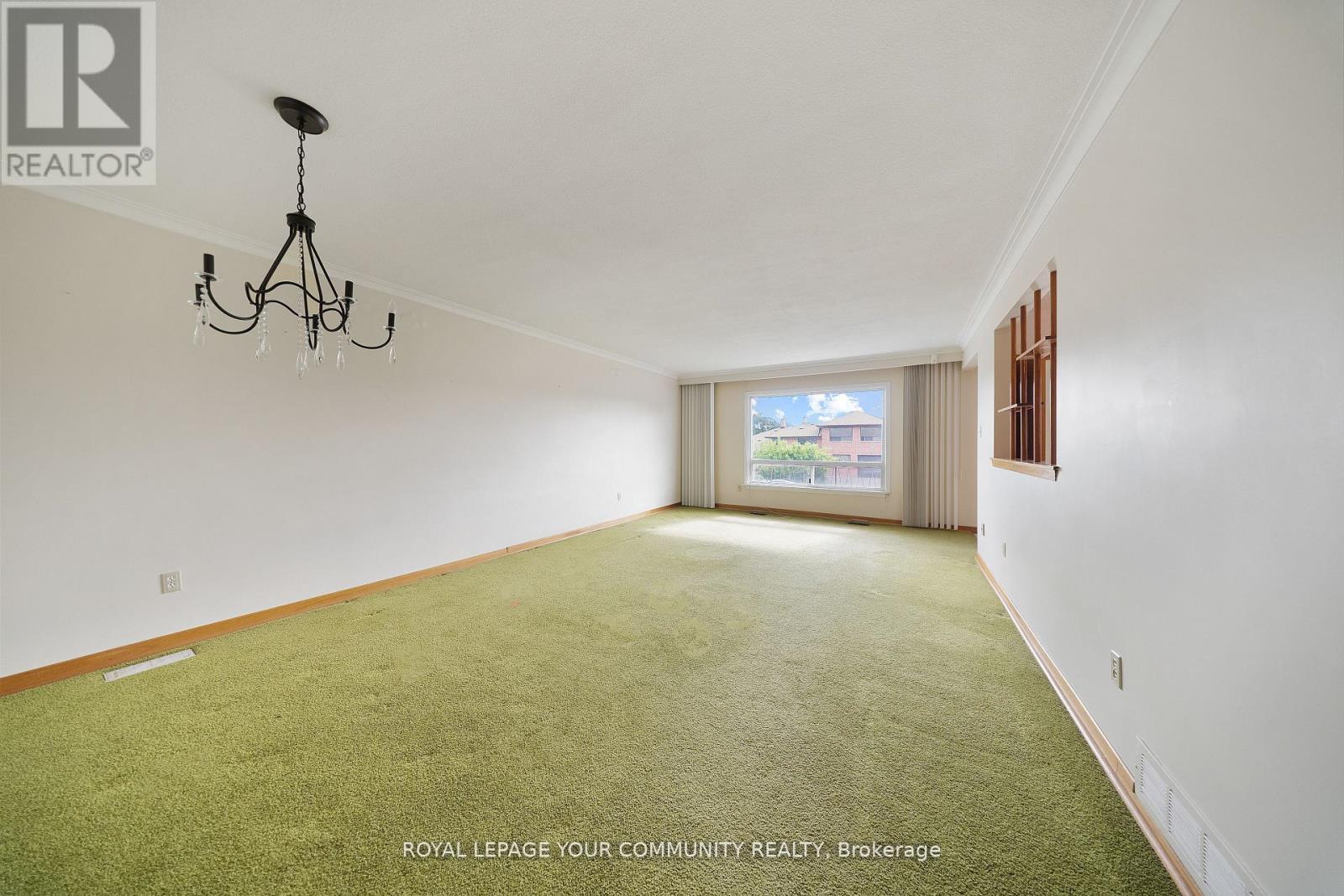 50 Felan Crescent, Toronto, Ontario  M9V 3A3 - Photo 17 - W12496966