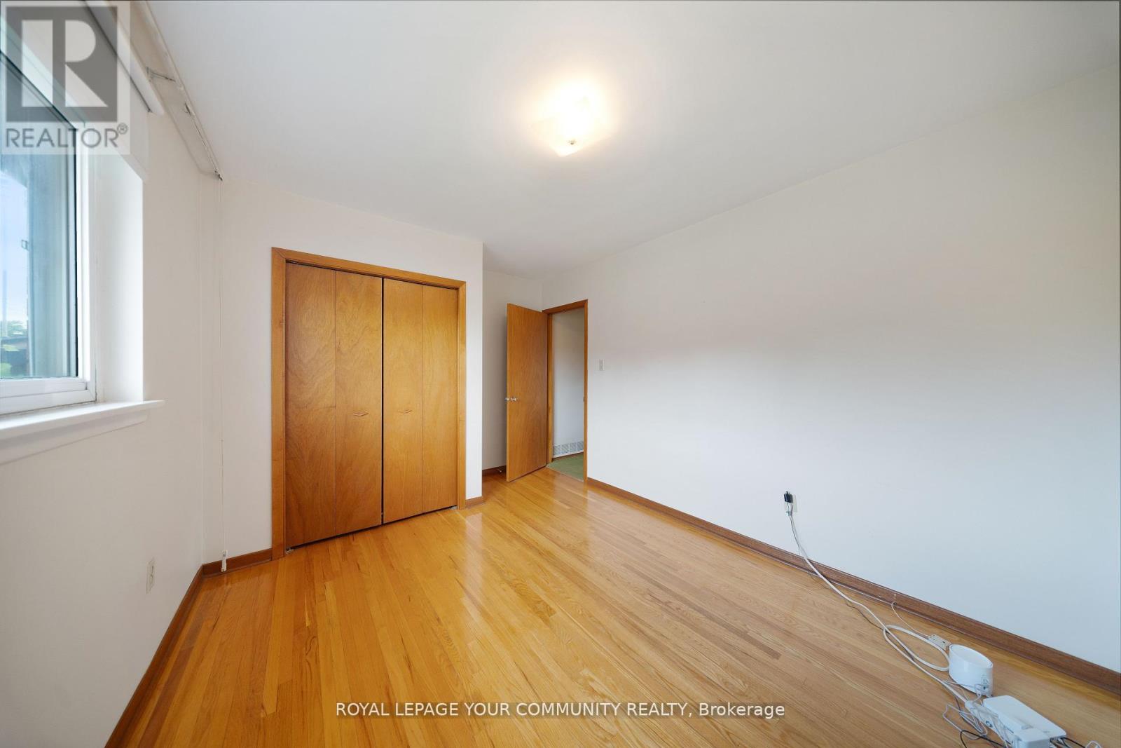 50 Felan Crescent, Toronto, Ontario  M9V 3A3 - Photo 26 - W12496966