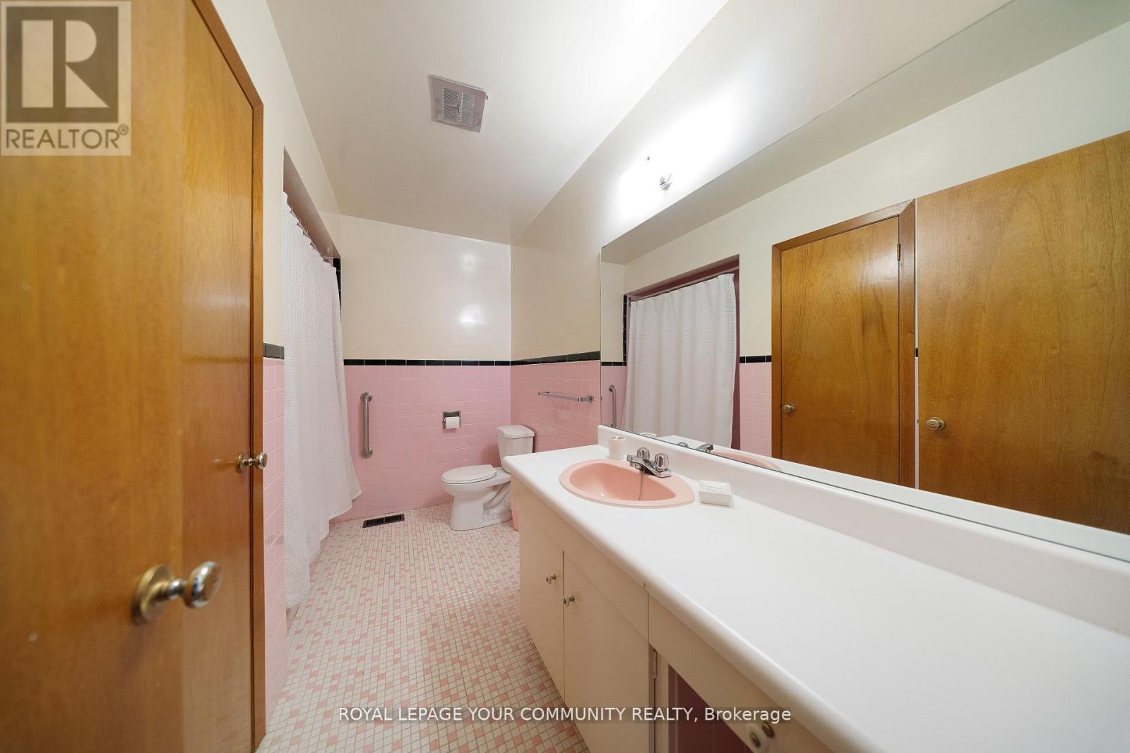 50 Felan Crescent, Toronto, Ontario  M9V 3A3 - Photo 28 - W12496966