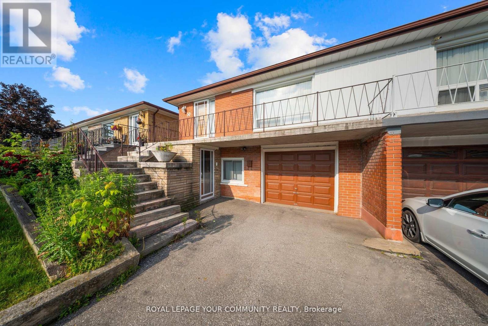 50 Felan Crescent, Toronto, Ontario  M9V 3A3 - Photo 3 - W12496966