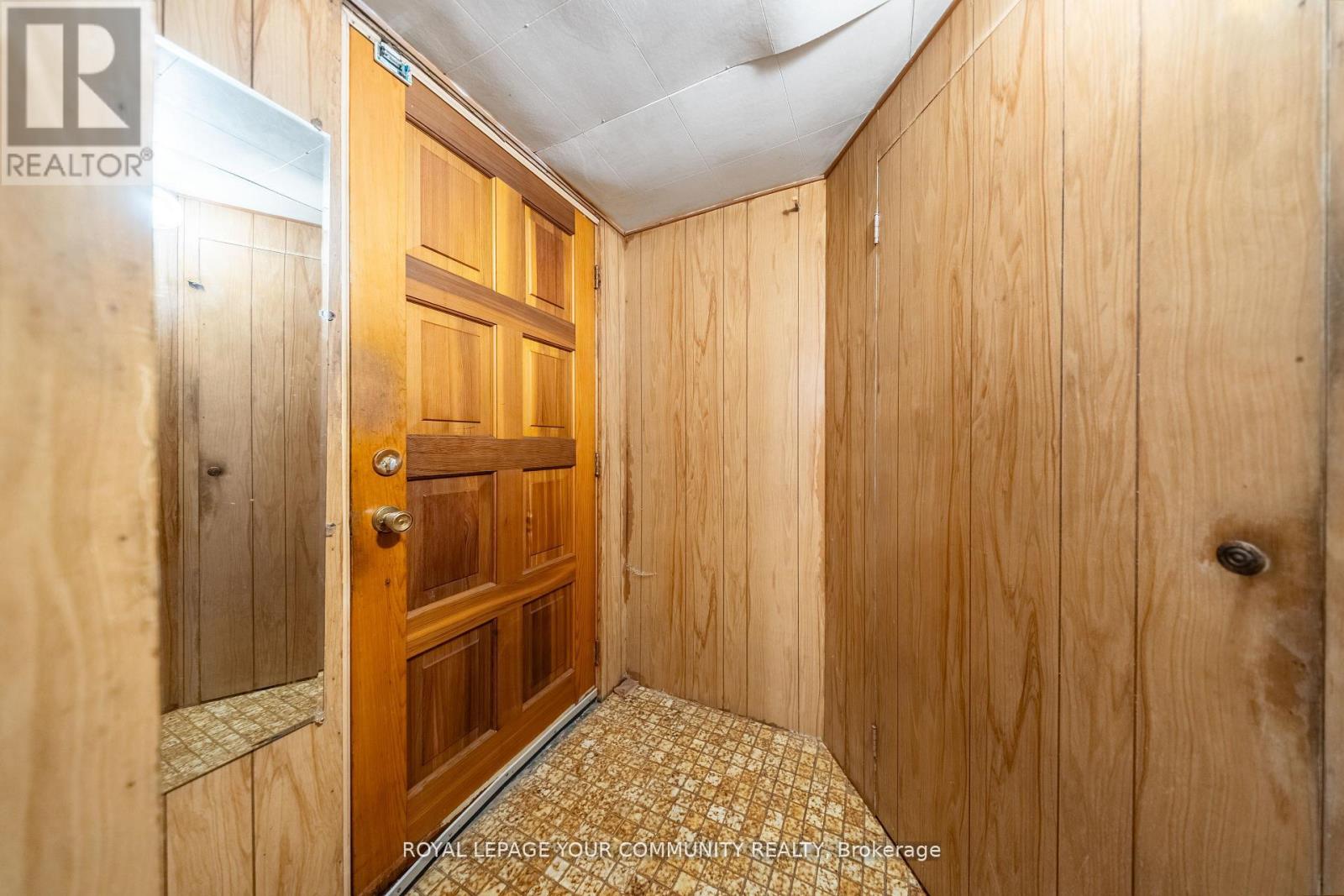 50 Felan Crescent, Toronto, Ontario  M9V 3A3 - Photo 36 - W12496966