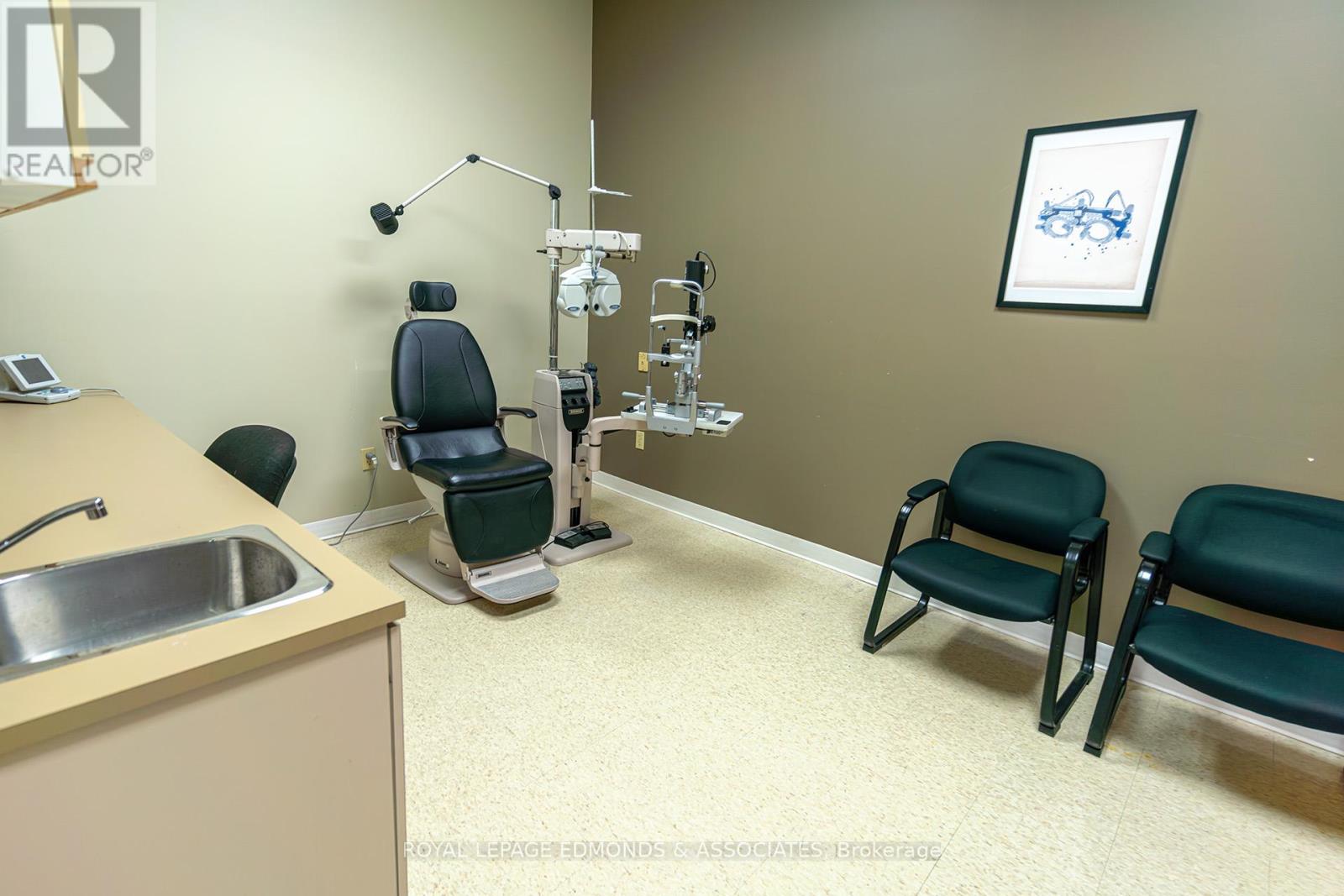 100 Victoria Street, Pembroke, Ontario  K8A 8E1 - Photo 23 - X12497046