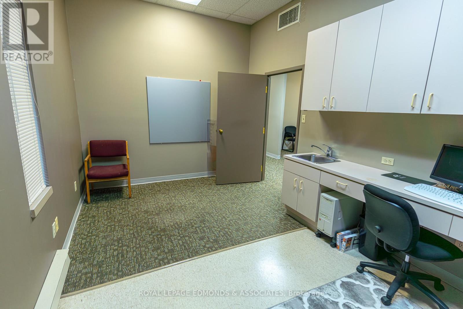 100 Victoria Street, Pembroke, Ontario  K8A 8E1 - Photo 24 - X12497046