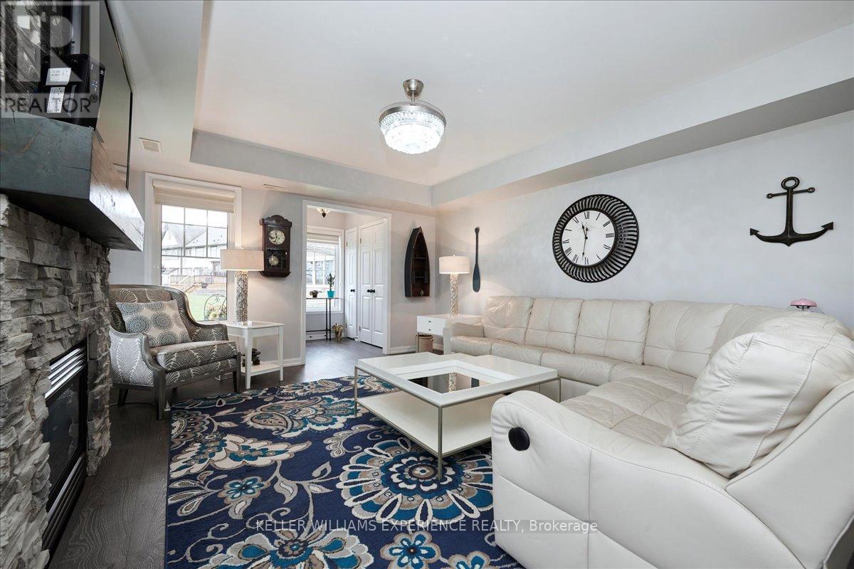 15 Carnoustie Lane, Georgian Bay, Ontario  L0K 1S0 - Photo 6 - X12496952