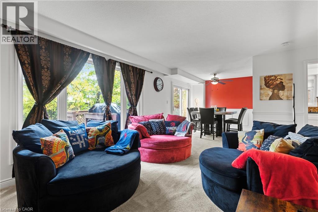 2396 Lyford Lane, Burlington, Ontario  L7P 3Y8 - Photo 9 - 40784093