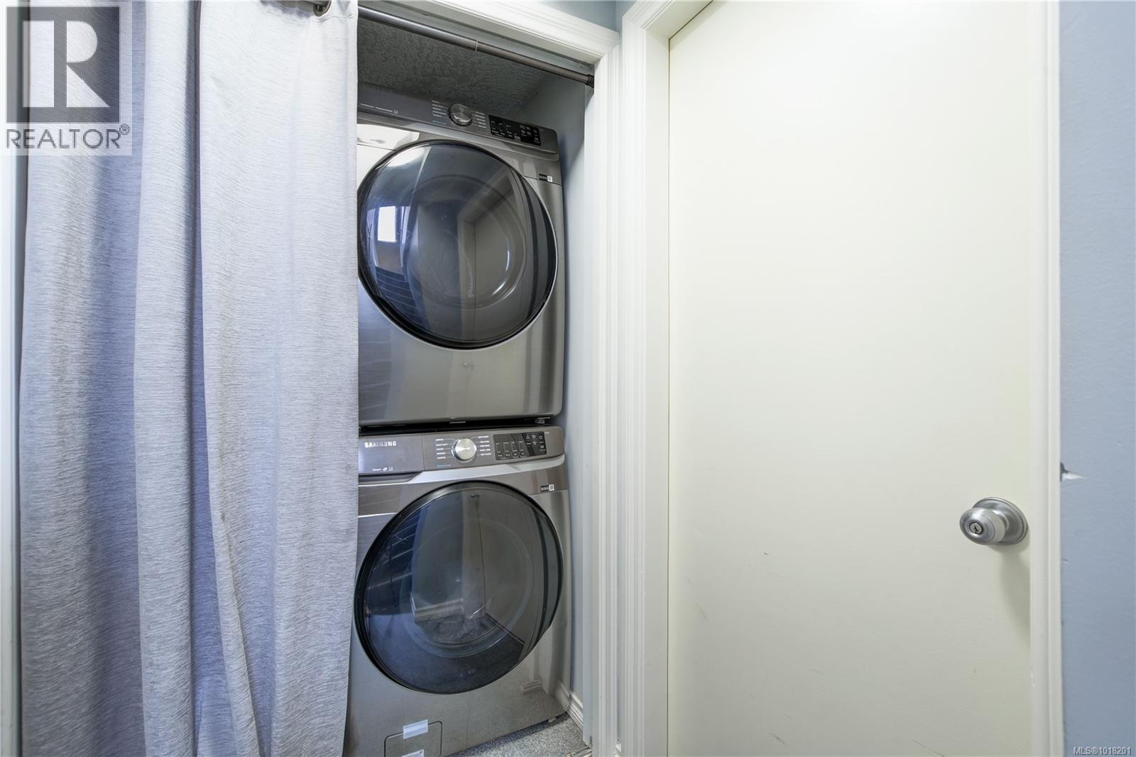 1211 Fairfield Rd, Victoria, British Columbia  V8V 3B3 - Photo 16 - 1018201