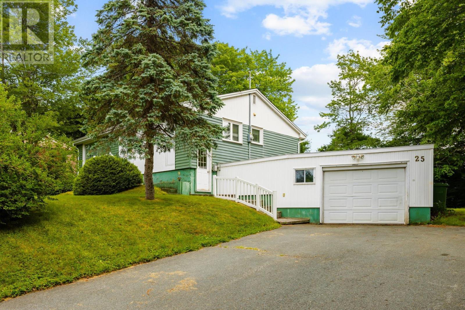 25 White Street, Dartmouth, Nova Scotia