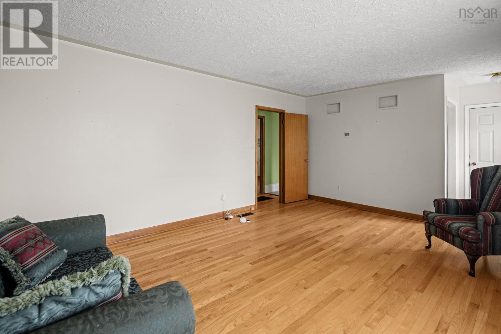 25 White Street, Dartmouth, Nova Scotia  B2X 2P6 - Photo 4 - 202517785