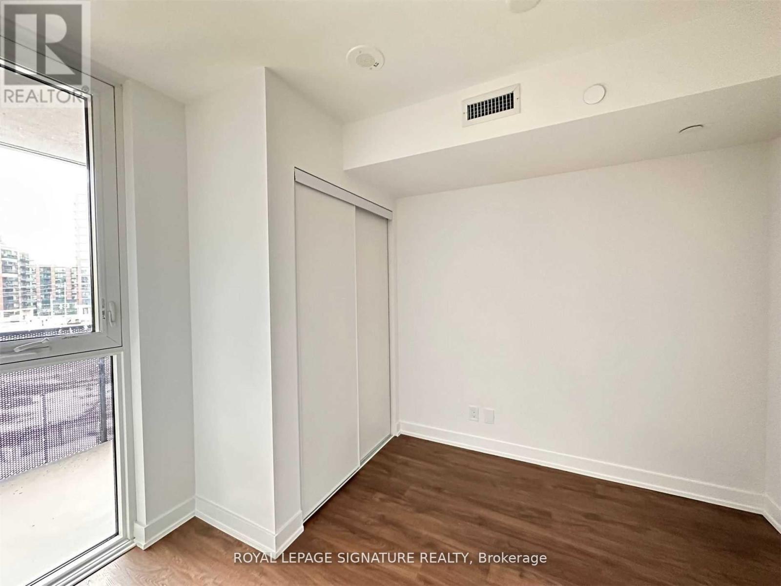 406 - 30 Tretti Way, Toronto, Ontario  M3H 0E3 - Photo 6 - C12497114