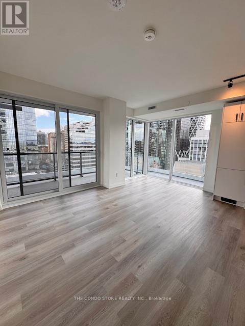 1605 - 280 Dundas Street W, Toronto, Ontario  M5T 1G2 - Photo 4 - C12497130