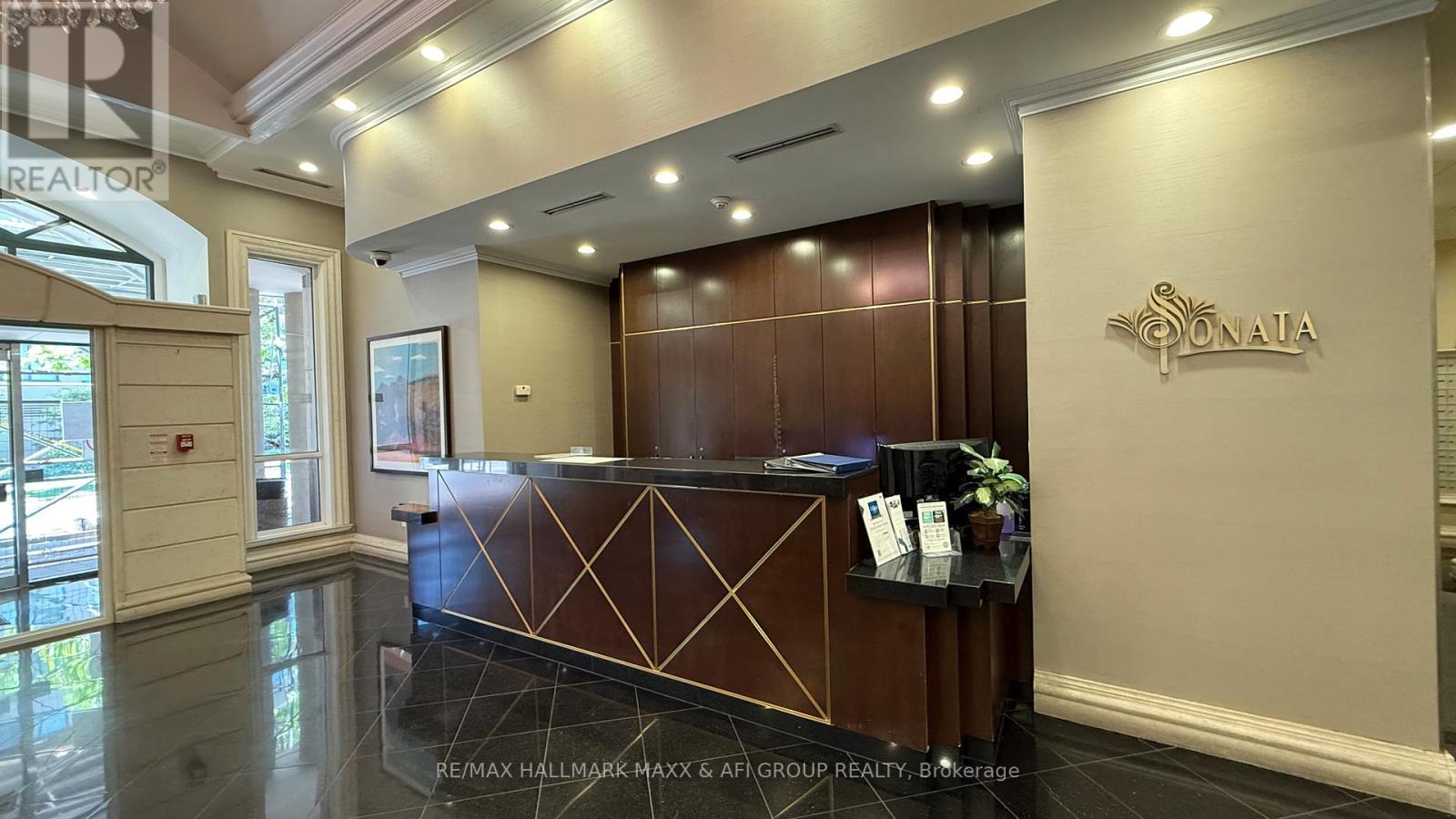 1103 - 7 Lorraine Drive, Toronto, Ontario  M2N 7H2 - Photo 3 - C12497194