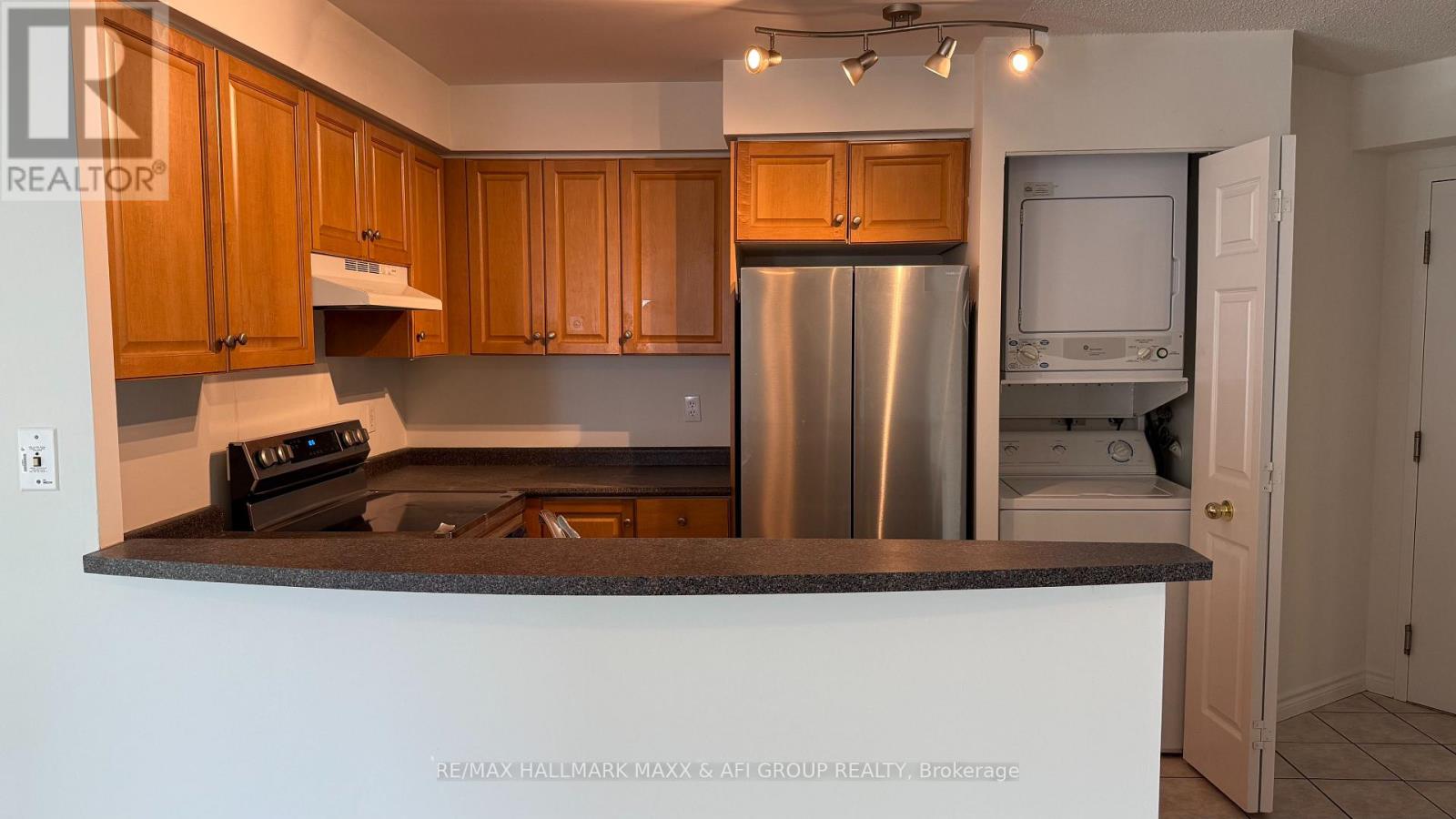 1103 - 7 Lorraine Drive, Toronto, Ontario  M2N 7H2 - Photo 9 - C12497194