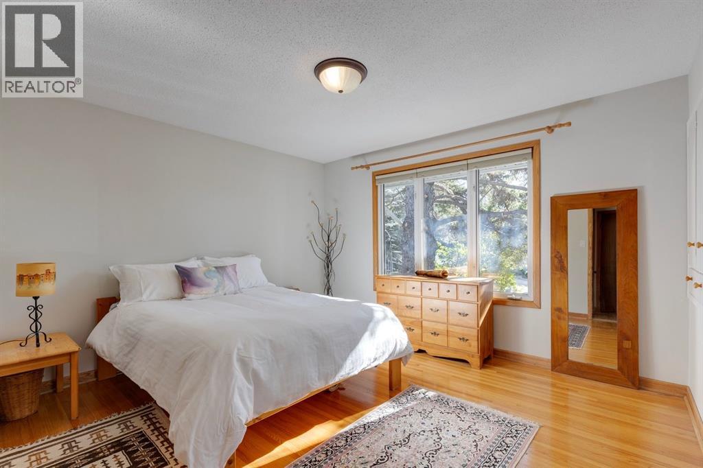 2712 Crawford Road Nw, Calgary, Alberta  T2L 1E1 - Photo 22 - A2264635