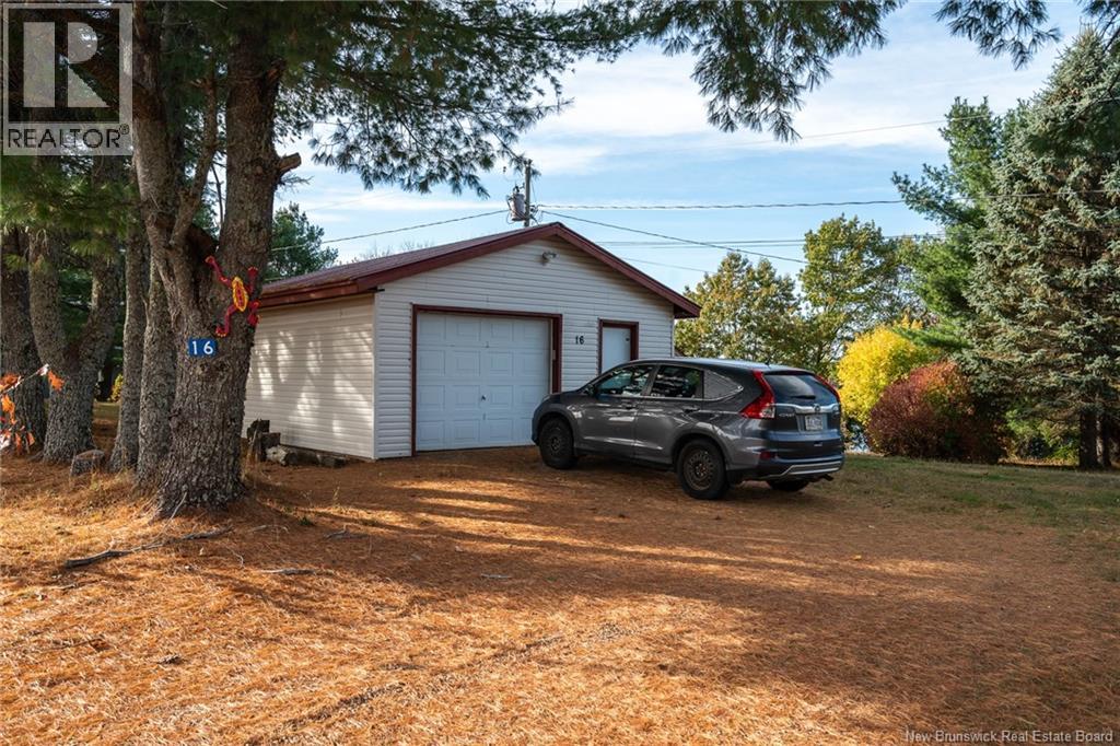 16 Pine Tree Lane, Youngs Cove, New Brunswick E4C 2M6 - Photo 34 - NB129479