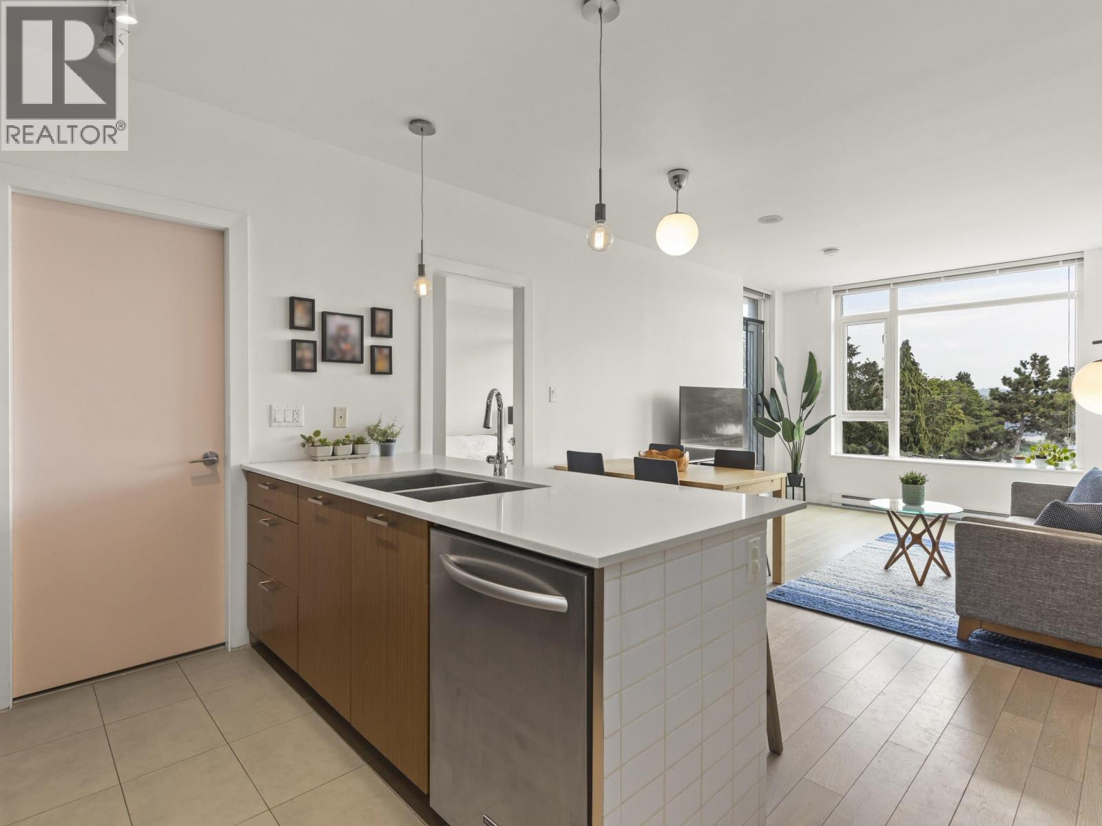 507 2321 Scotia Street, Vancouver, British Columbia  V5T 0A8 - Photo 2 - R3061974