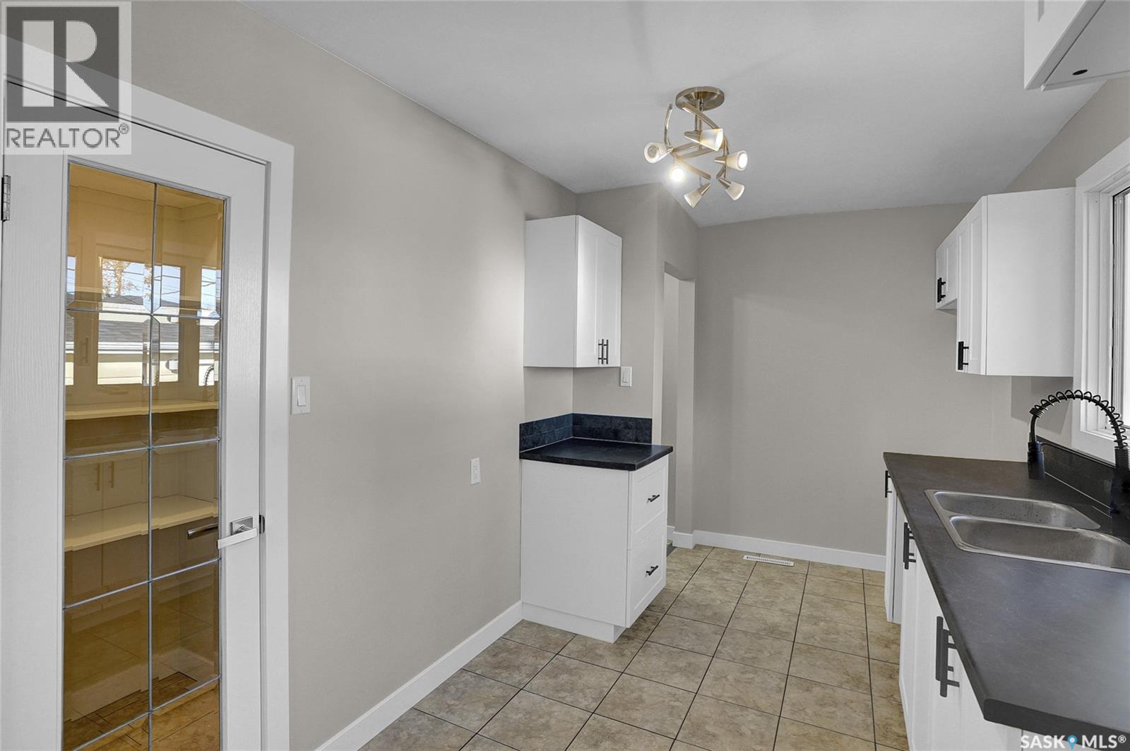 186 Coldwell Road, Regina, Saskatchewan  S4R 4K8 - Photo 18 - SK022146