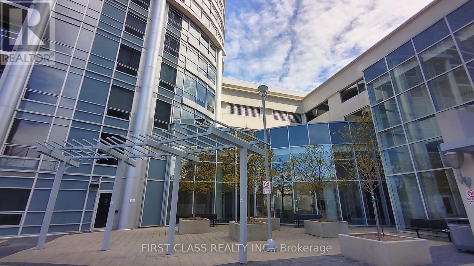 1616 - 135 Village Green Square, Toronto, Ontario  M1S 0G4 - Photo 3 - E12497108