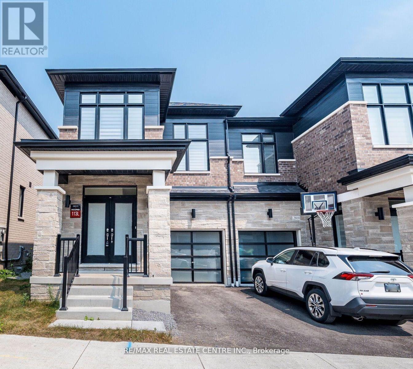 2921 NAKINA STREET, Pickering, Ontario