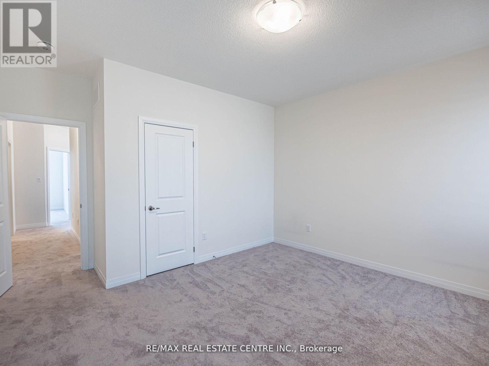 2921 Nakina Street, Pickering, Ontario  L1X 0P8 - Photo 10 - E12497116