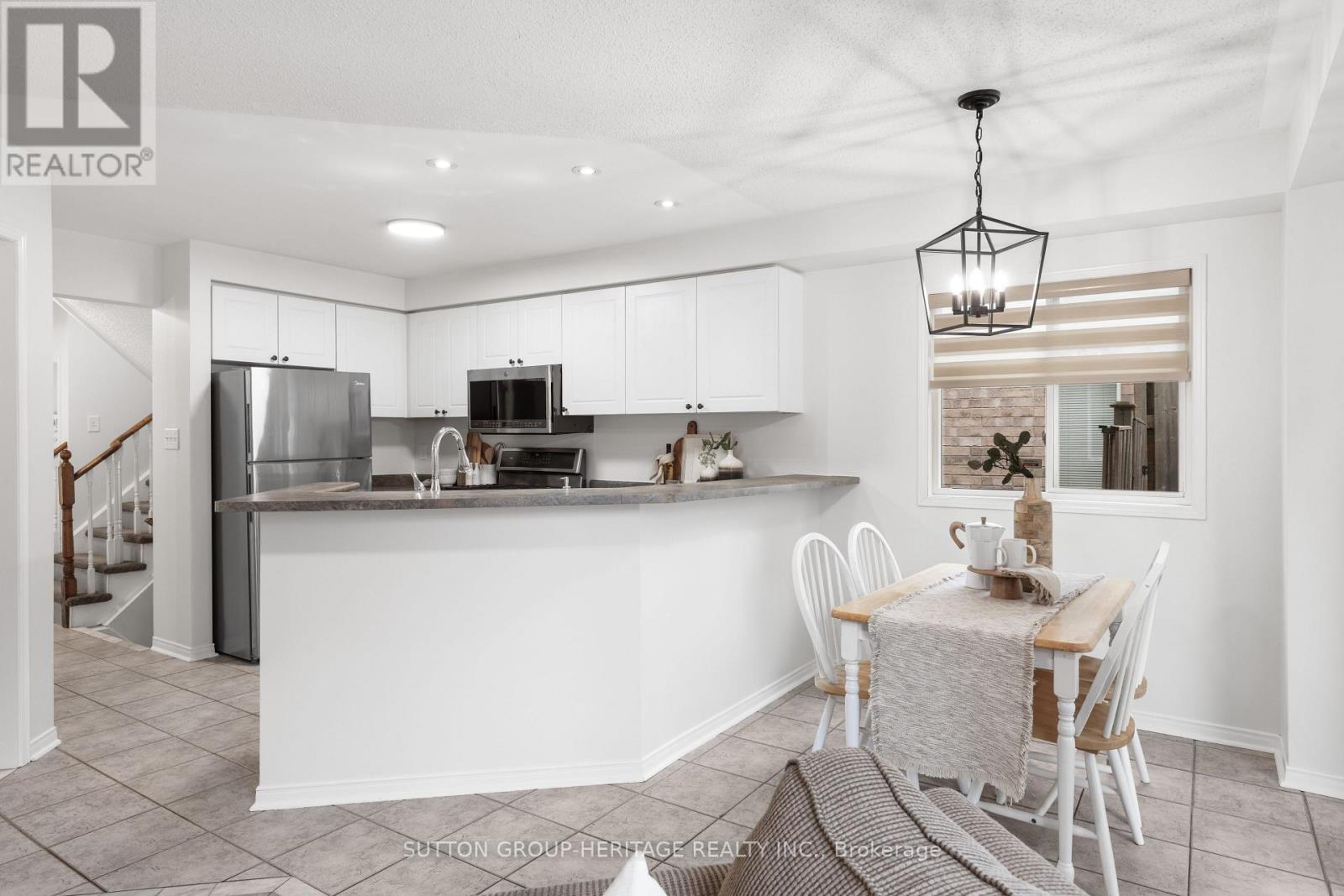 23 Blacksmith Lane, Whitby, Ontario  L1P 1N1 - Photo 15 - E12497124