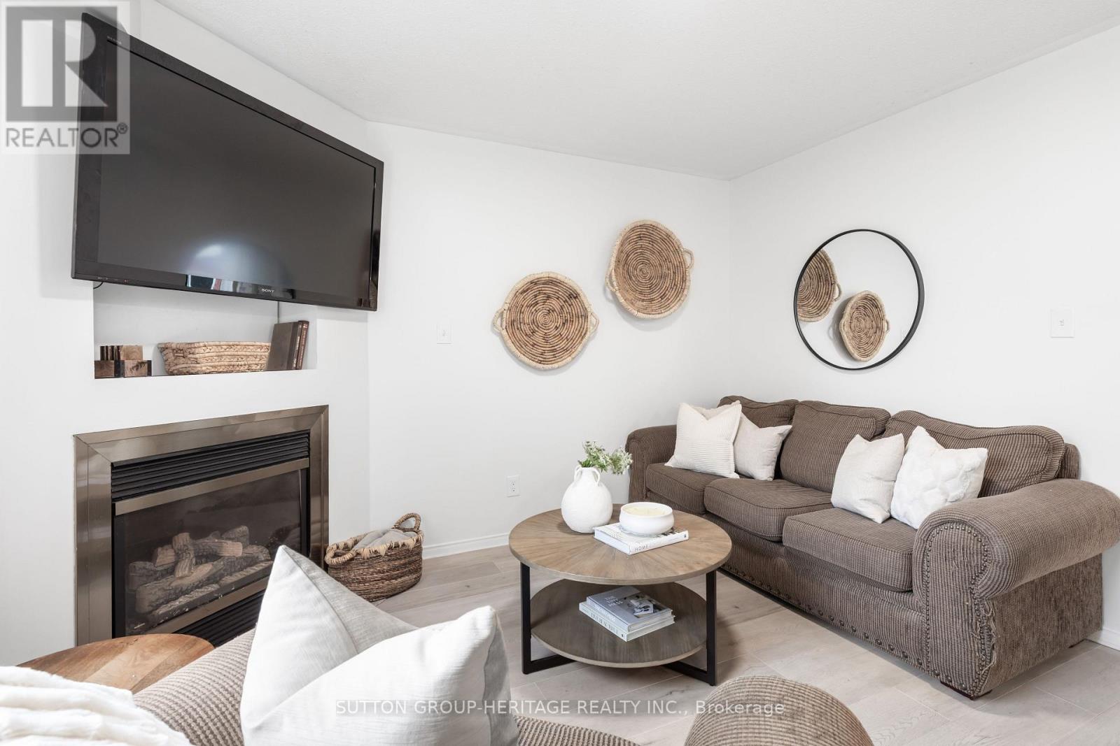 23 Blacksmith Lane, Whitby, Ontario  L1P 1N1 - Photo 19 - E12497124