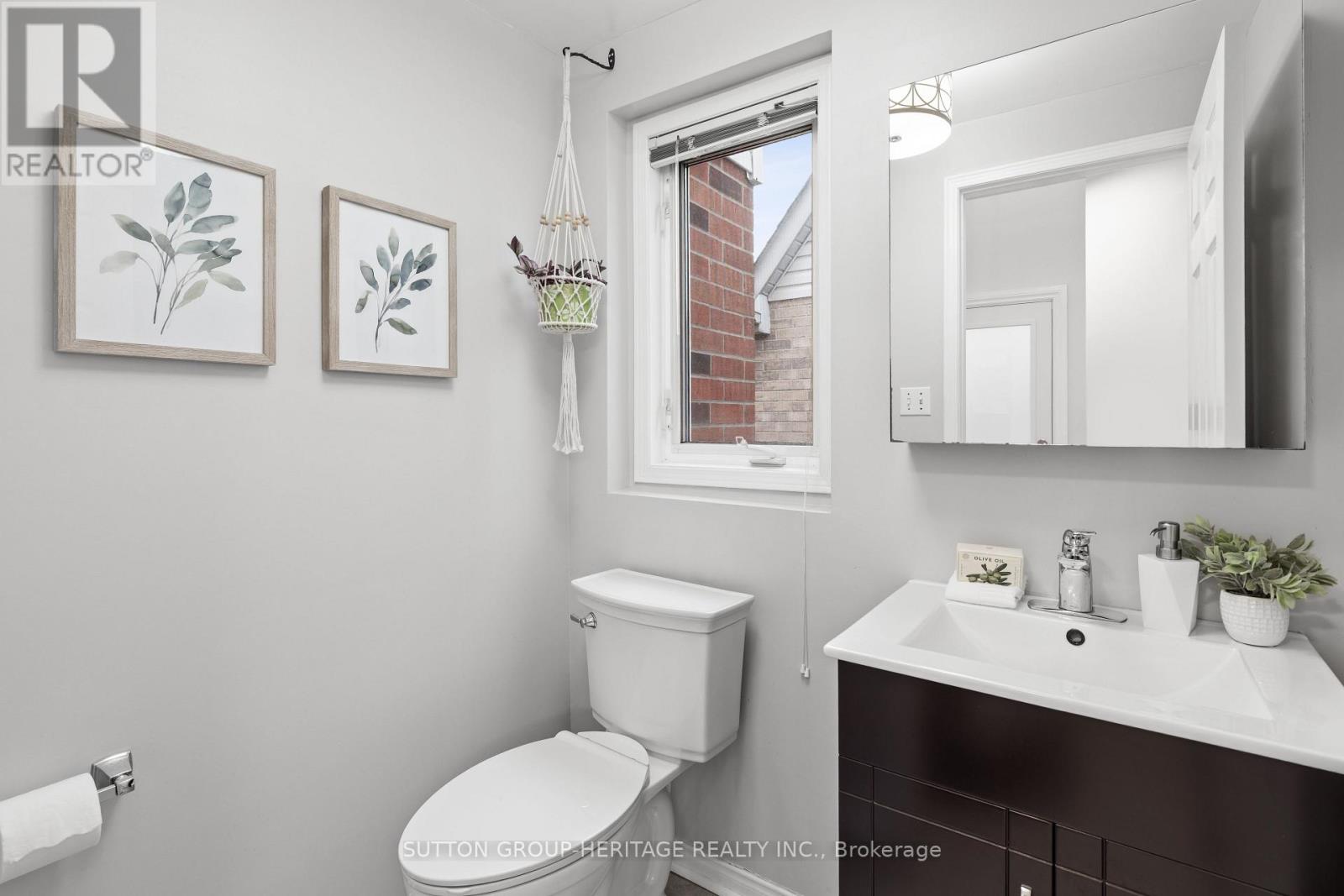 23 Blacksmith Lane, Whitby, Ontario  L1P 1N1 - Photo 20 - E12497124