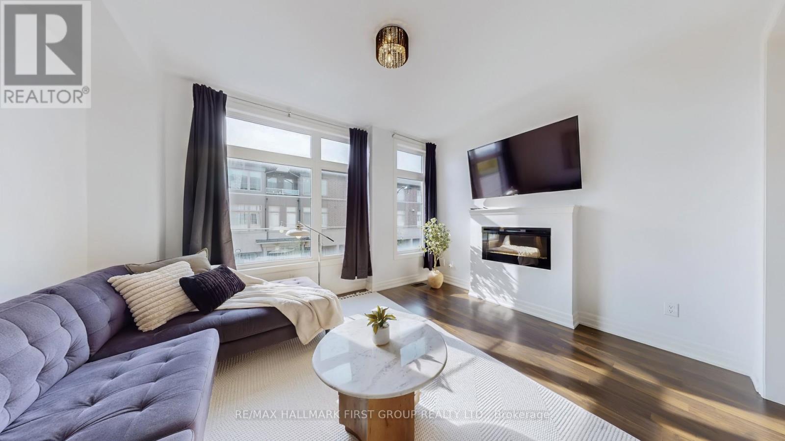 2 - 384 Arctic Red Drive, Oshawa, Ontario  L1L 0M5 - Photo 3 - E12497144