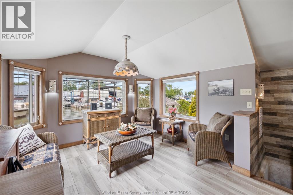 24559 Dashwheel Road, Chatham-Kent, Ontario  N0P 2L0 - Photo 3 - 25027713