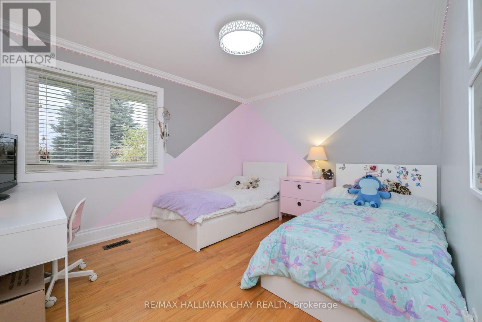 7067 5th Sideroad, New Tecumseth, Ontario  L9R 1V2 - Photo 18 - N12497024