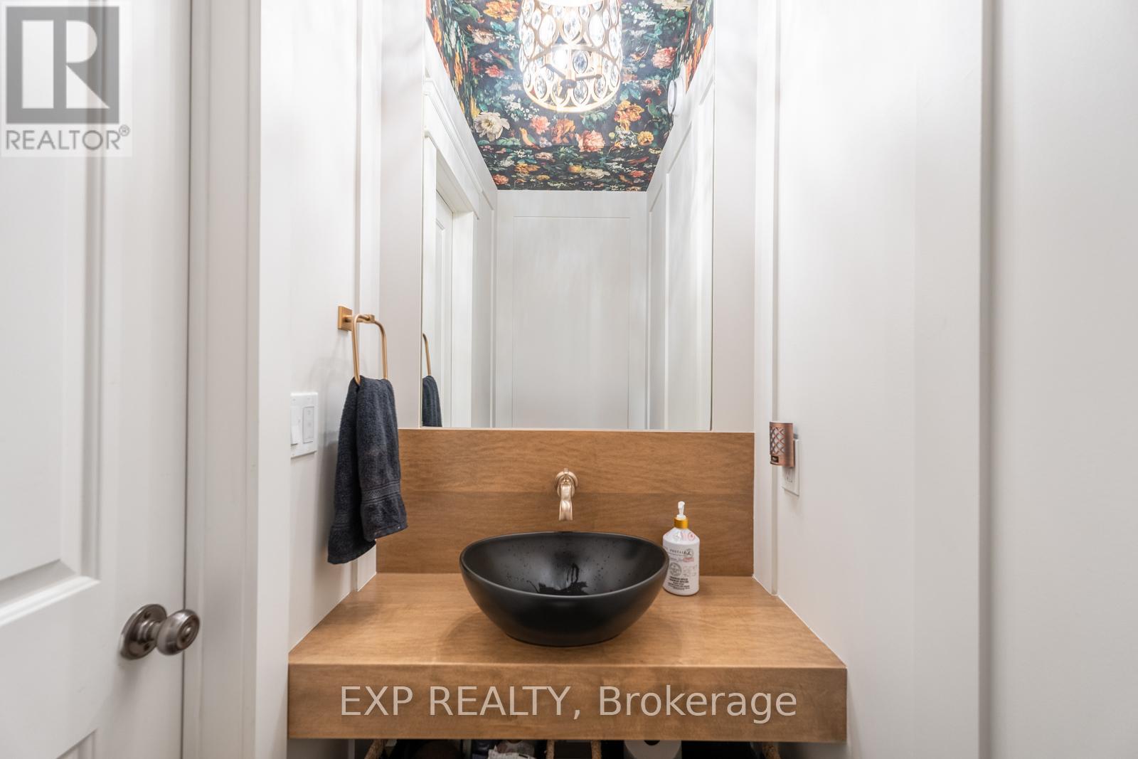 4146 Forest Wood Drive, Severn, Ontario  L3V 6H3 - Photo 15 - S12497038