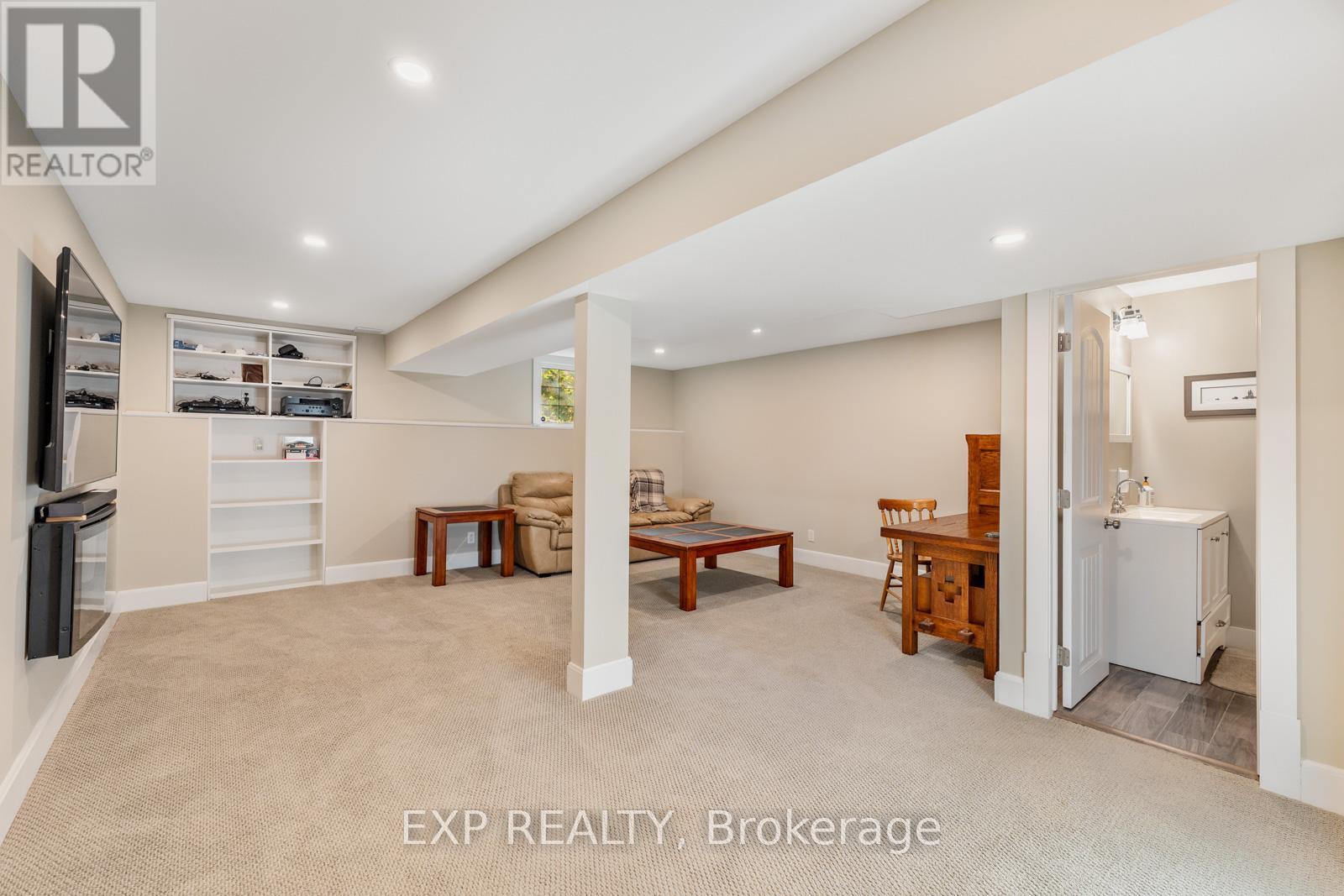 4146 Forest Wood Drive, Severn, Ontario  L3V 6H3 - Photo 33 - S12497038