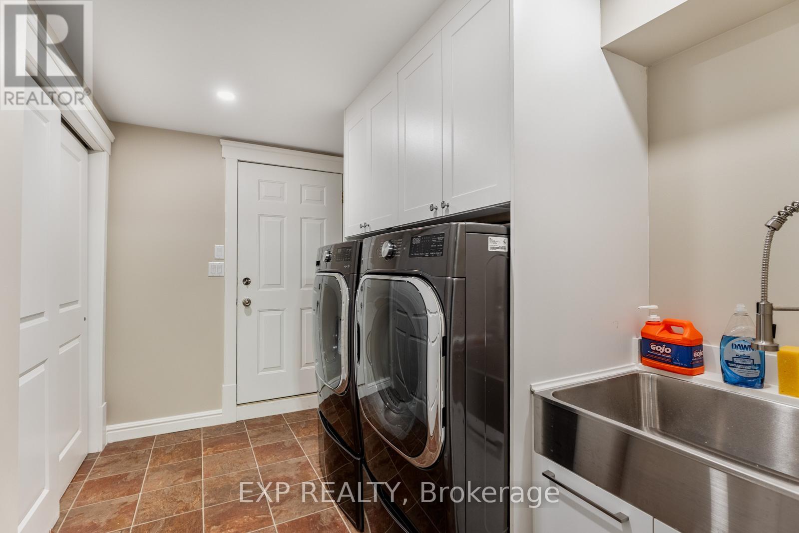 4146 Forest Wood Drive, Severn, Ontario  L3V 6H3 - Photo 37 - S12497038