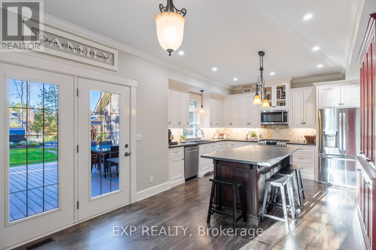 4146 Forest Wood Drive, Severn, Ontario  L3V 6H3 - Photo 9 - S12497038