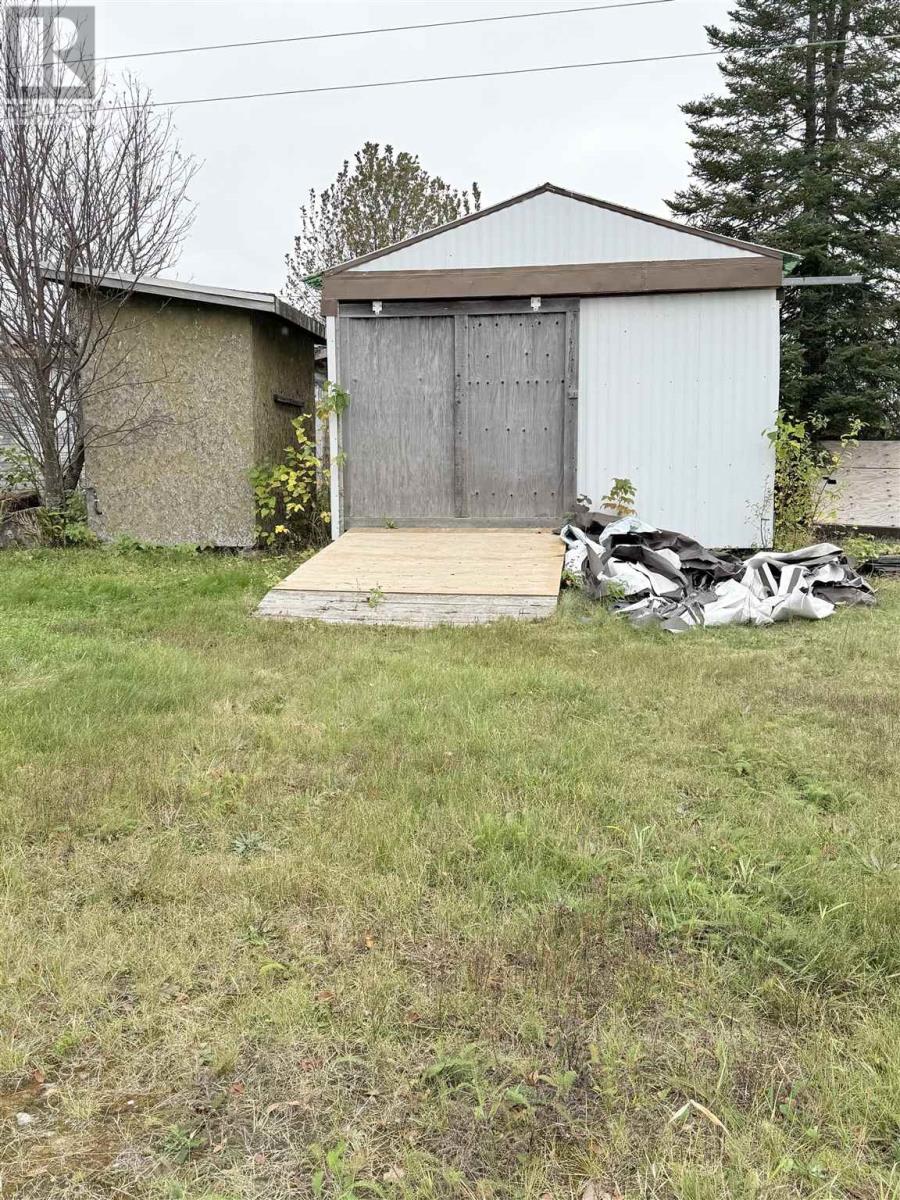 6 Rue Des Pins, Dubreuilville, Ontario P0S 1G0 - Photo 16 - SM253019