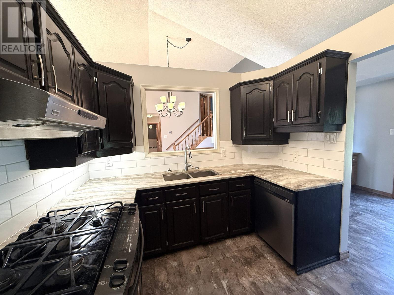 2257 Lacewood Dr, Thunder Bay, Ontario  P7K 1C4 - Photo 11 - TB252676