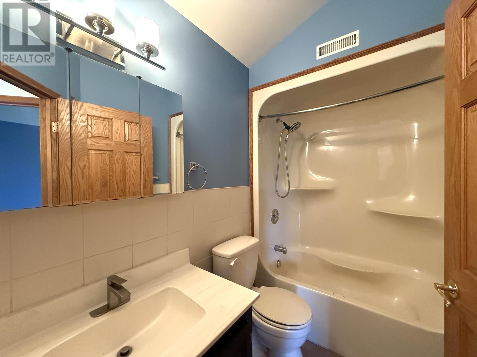 2257 Lacewood Dr, Thunder Bay, Ontario  P7K 1C4 - Photo 21 - TB252676