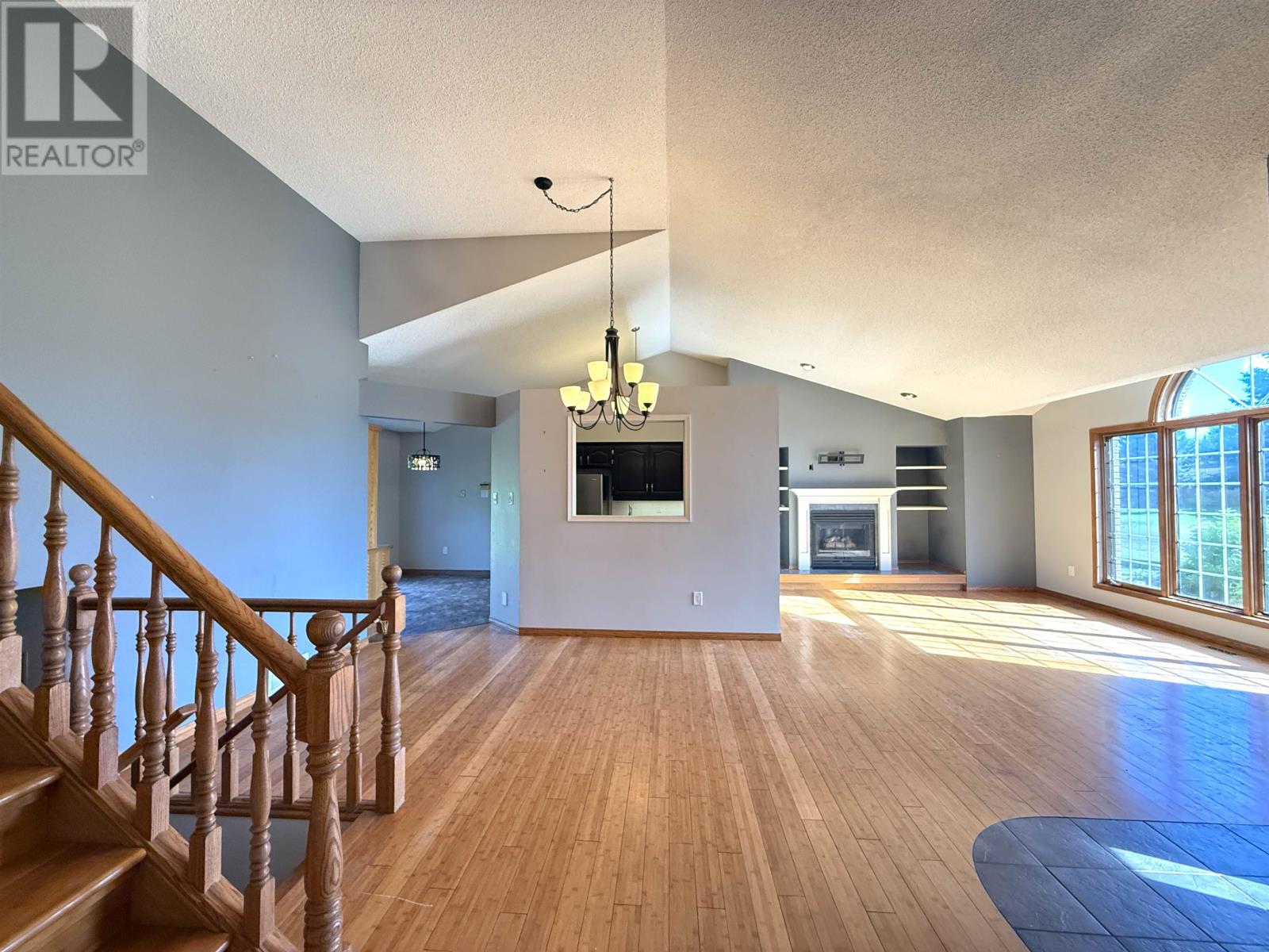 2257 Lacewood Dr, Thunder Bay, Ontario  P7K 1C4 - Photo 5 - TB252676