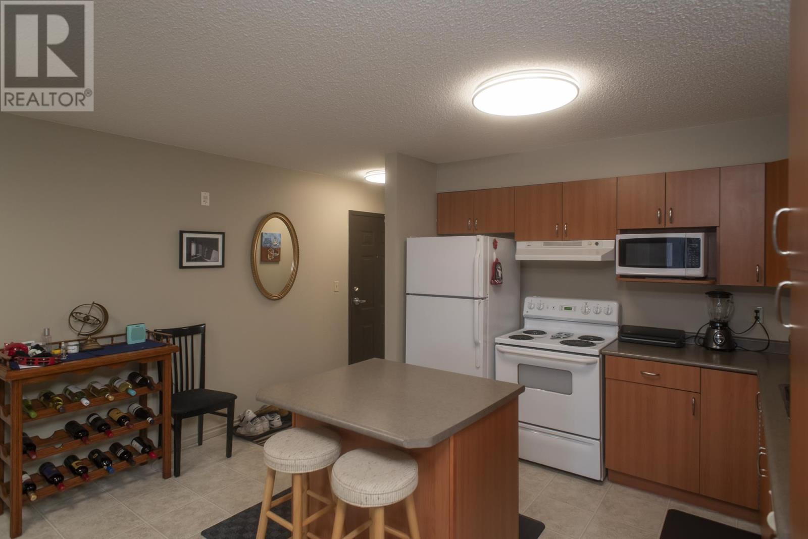 2813 Arthur St, Thunder Bay, Ontario  P7E 5P5 - Photo 15 - TB253192