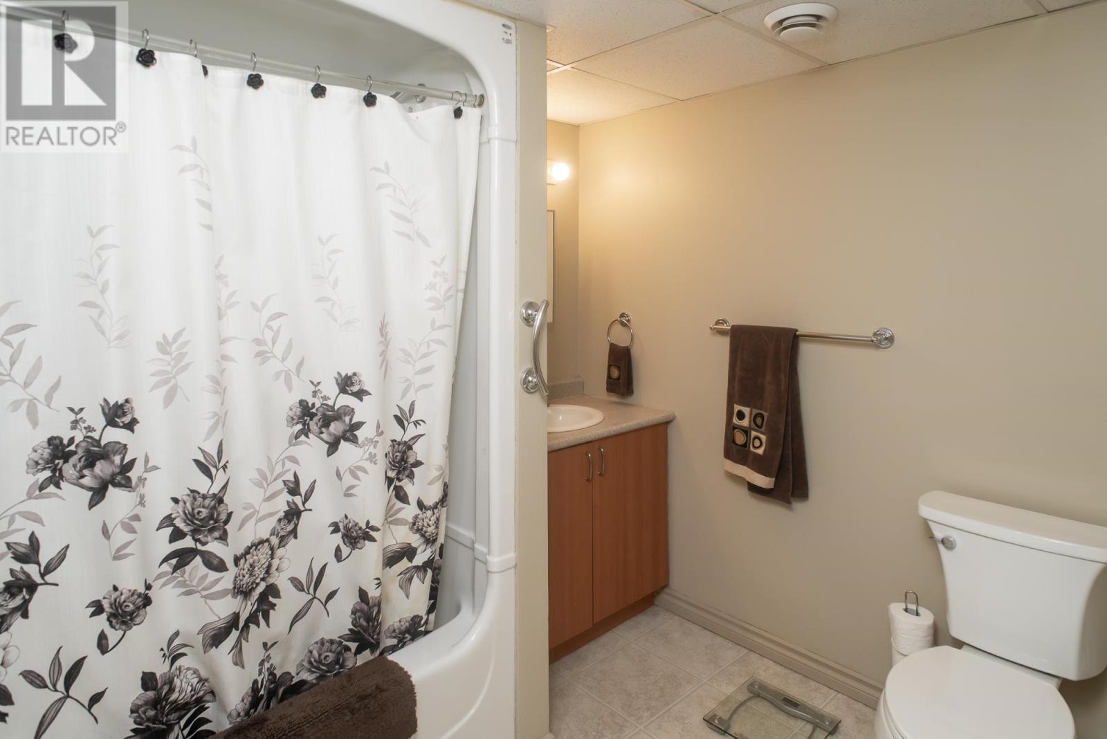 2813 Arthur St, Thunder Bay, Ontario  P7E 5P5 - Photo 26 - TB253192