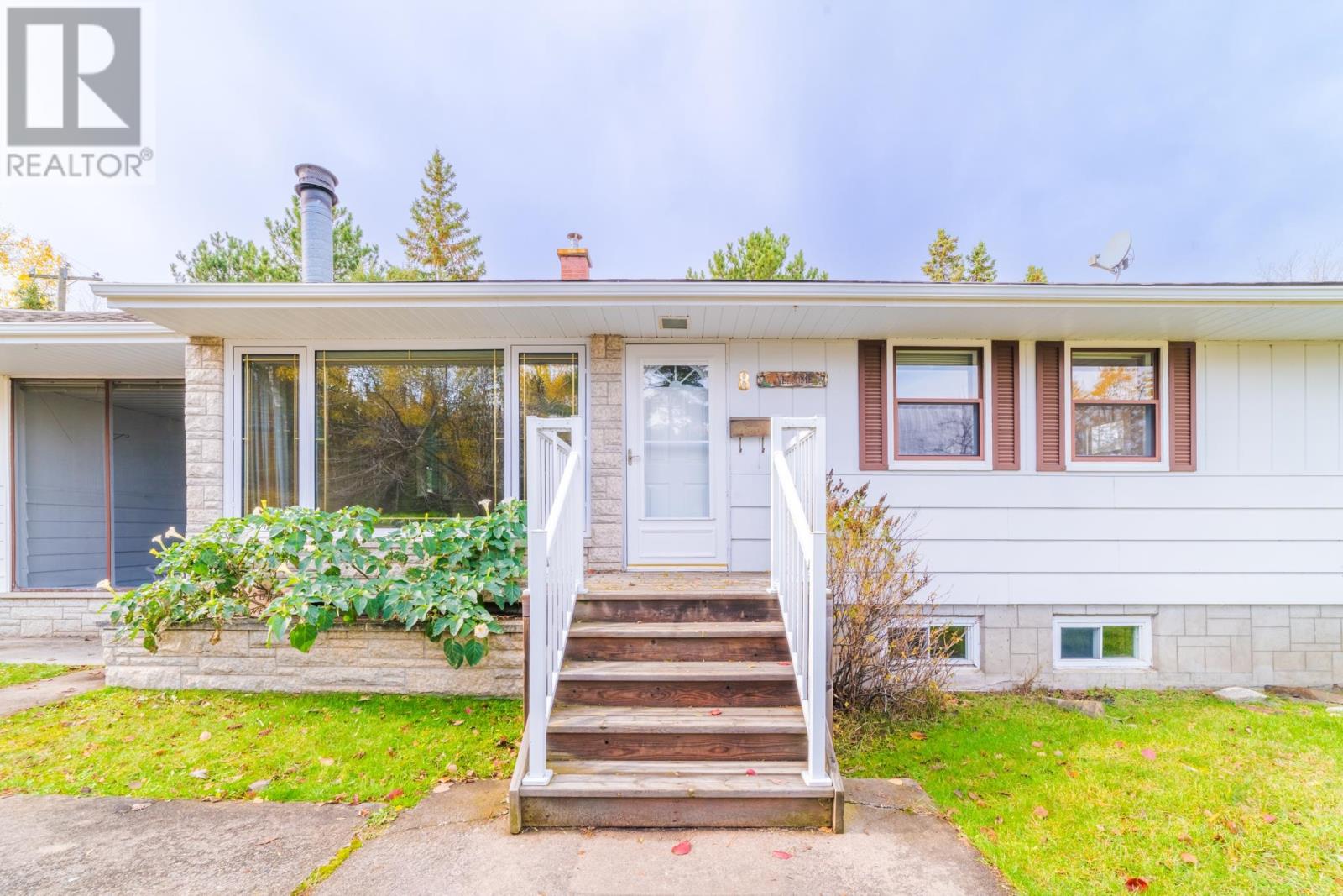 8 Seegmiller Avenue, Kenora, Ontario  P9N 3M9 - Photo 11 - TB253294